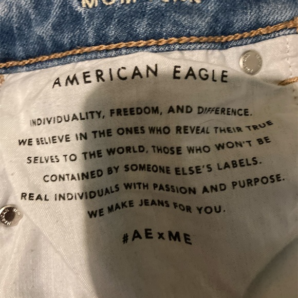 American Eagle MOM jeans size 2 - Picture 5 of 8
